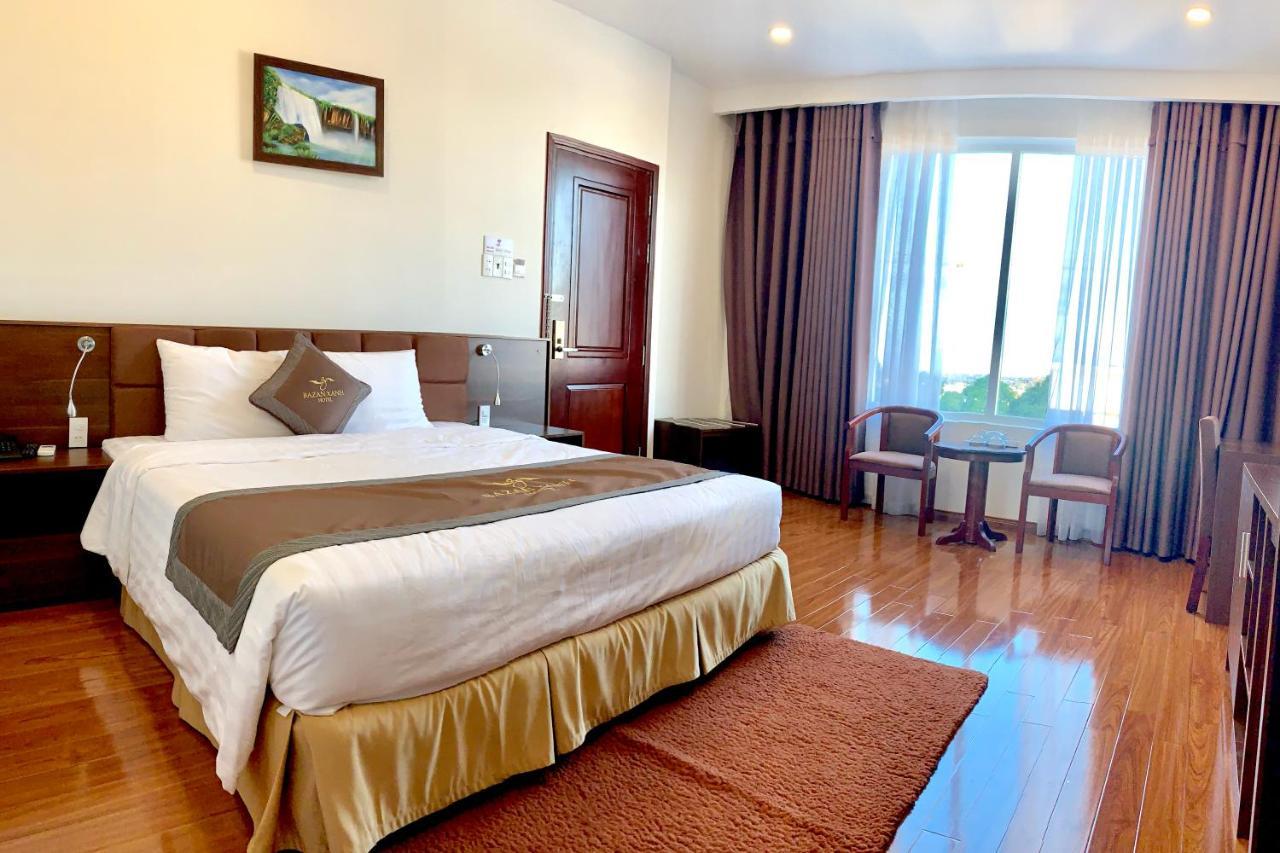 Hotel Bazan Xanh Buon Ma Thuot Exterior foto